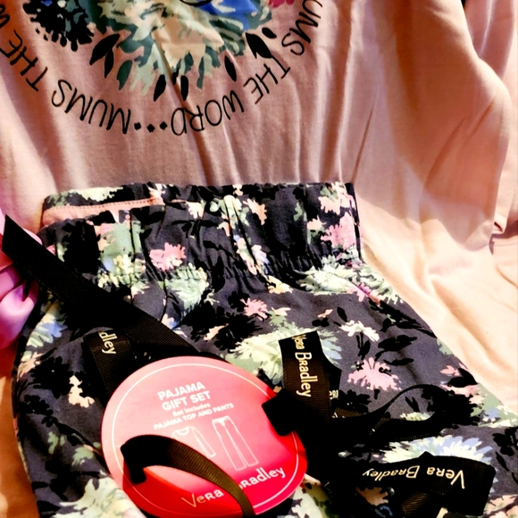 Vera Bradley pajamas - Picture 3 of 4